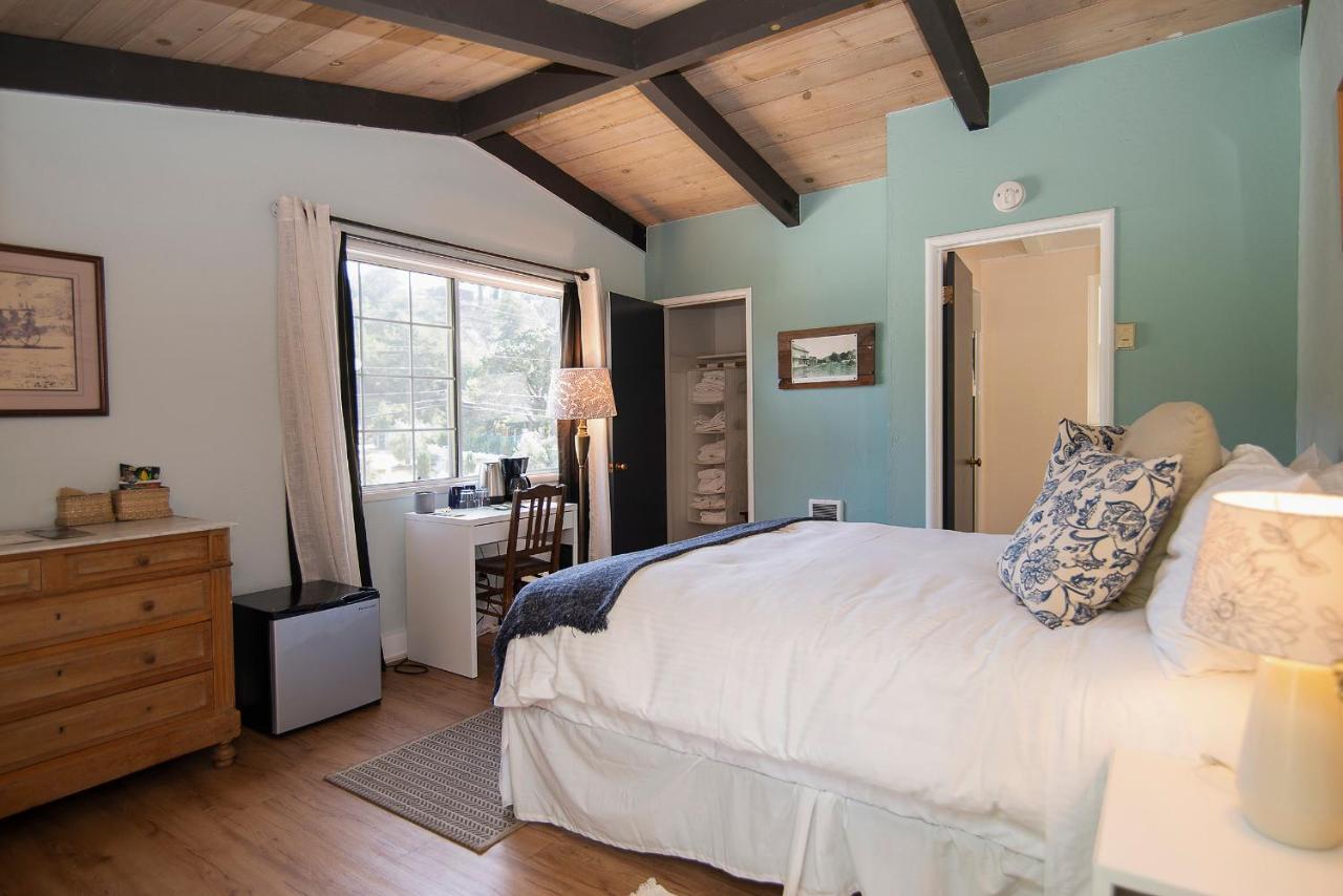 Smiley'S Saloon & Hotel Bolinas Extérieur photo